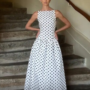Vestido com Estampa em Poa Larissa